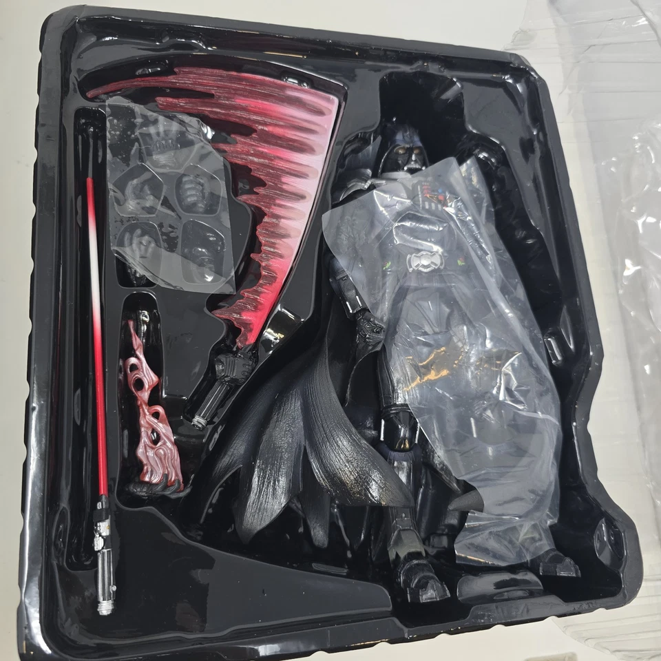 Figura de acción japonesa Square Enix Variant Play Arts Kai No.1 Darth Vader Foto 3 de 4