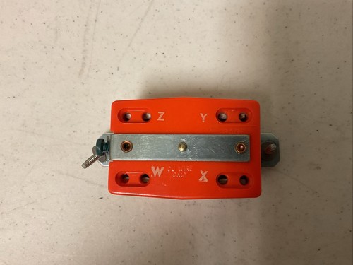 (LOT 7), BRYANT NEMA L21-20 RECEPTACLE, 20A, 120/208V 3ØY, ORANGE, FREE SHIPPING - Picture 4 of 8