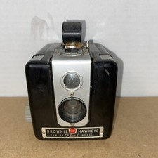 VTG Kodak Brownie Hawkeye Box Camera Flash Model Untested Retro Black w/o flash