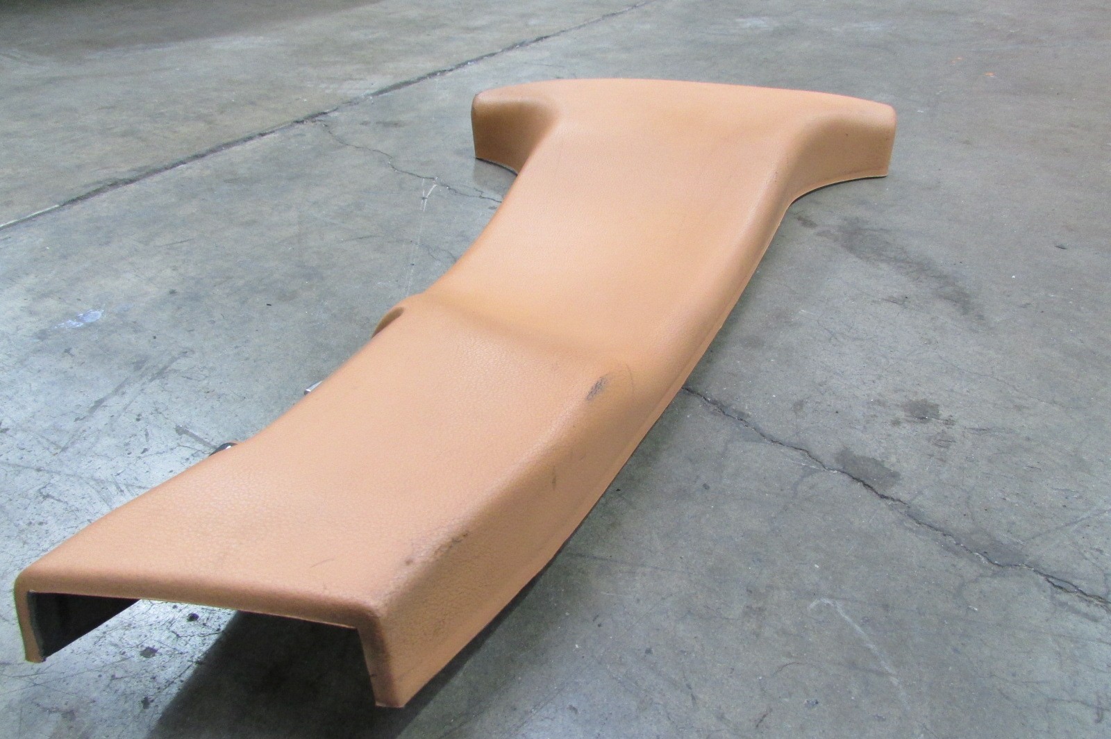 Maserati Quattroporte, RH, Right B-Pillar Trim Panel, Cuoio, Used, P/N 981388008
