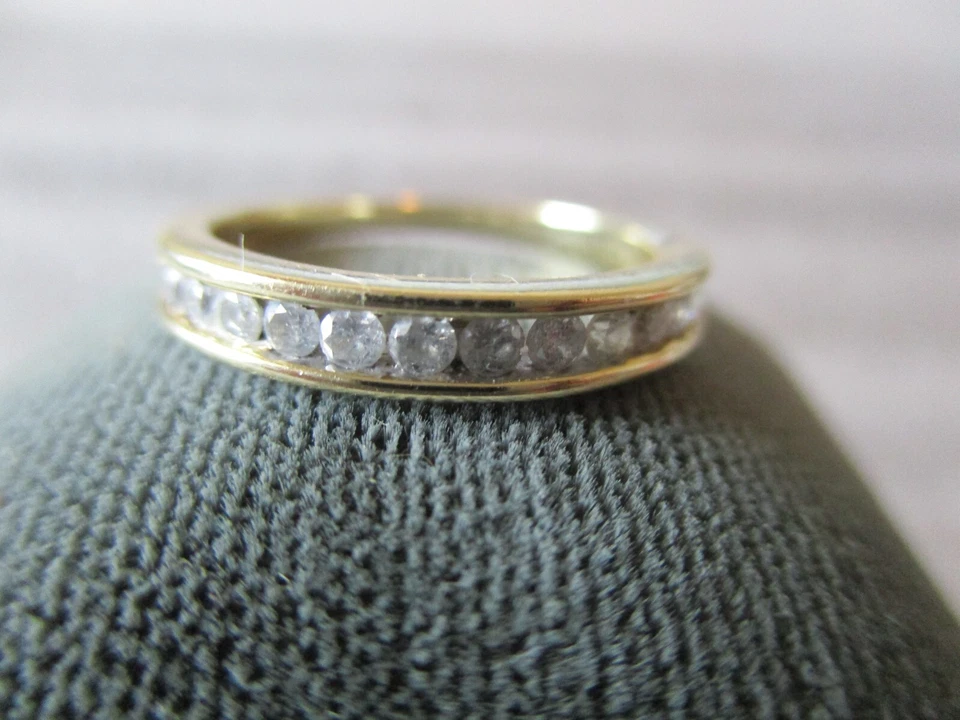 ~1/4 CTW DIAMOND ANNIVERSARY WEDDING BAND RING 10K YELLOW GOLD -ODI -Sz 5 -1.94g - Image 3 of 4