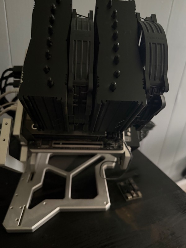 Asus x870e strix itx motherboard with 9950x3d and 64GB ddr5 6000
