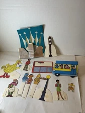 Vintage 1971~ Sesame Street Press Out Paper Dolls~