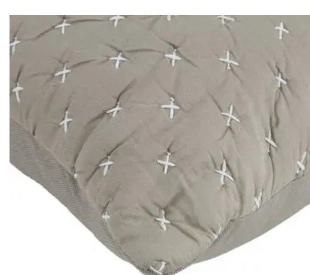 2 Almohadas Acolchadas De Colección Años 80 Falsas Preppy Casa de Campo Mechonadas Gris Pastel Azul Mod LIMPIAS Foto 3 de 4