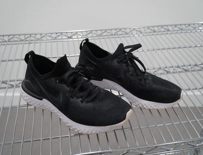 Nike Epic React Flyknit 2 Gunsmoke Low Top Lace-Up Sneakers BQ8928-002