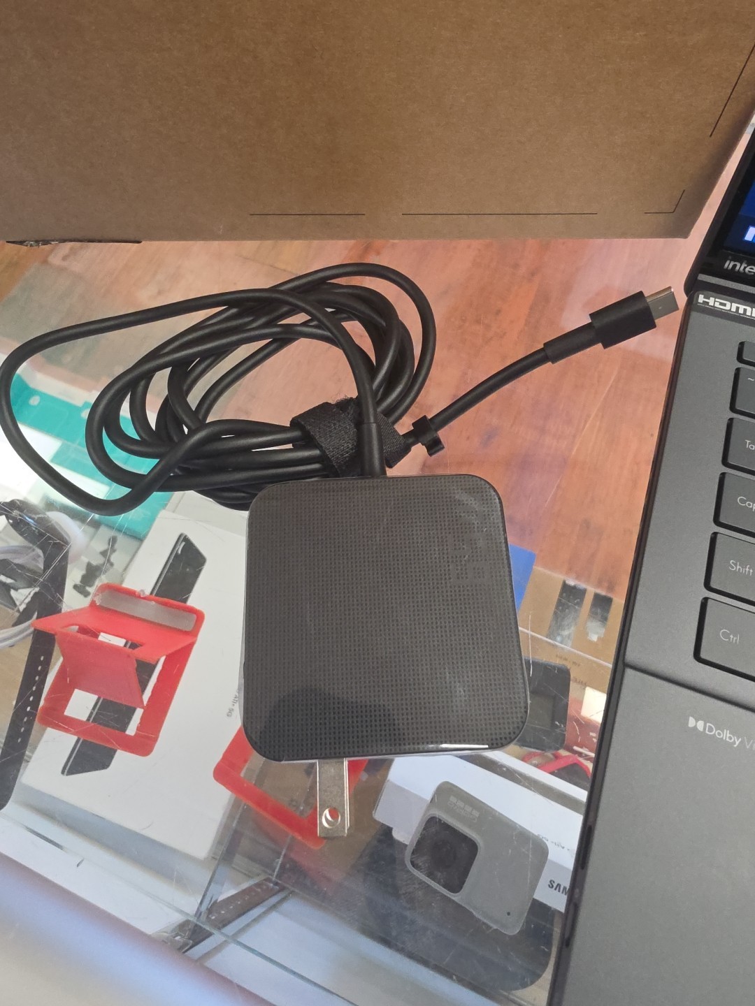 ASUS ZenBook UX8406CA-IS99T, 14-Inch Laptop, with Intel® Core™ Ultra 9 285H (16-core) 2.9GHz + Intel® AI Boost NPU, 2 TB SSD (Solid State Drive), Windows 11 Home