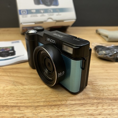 Minolta - MND30 30MP 2.7K Digital Camera with 128gb SD Card - Picture 11 of 20