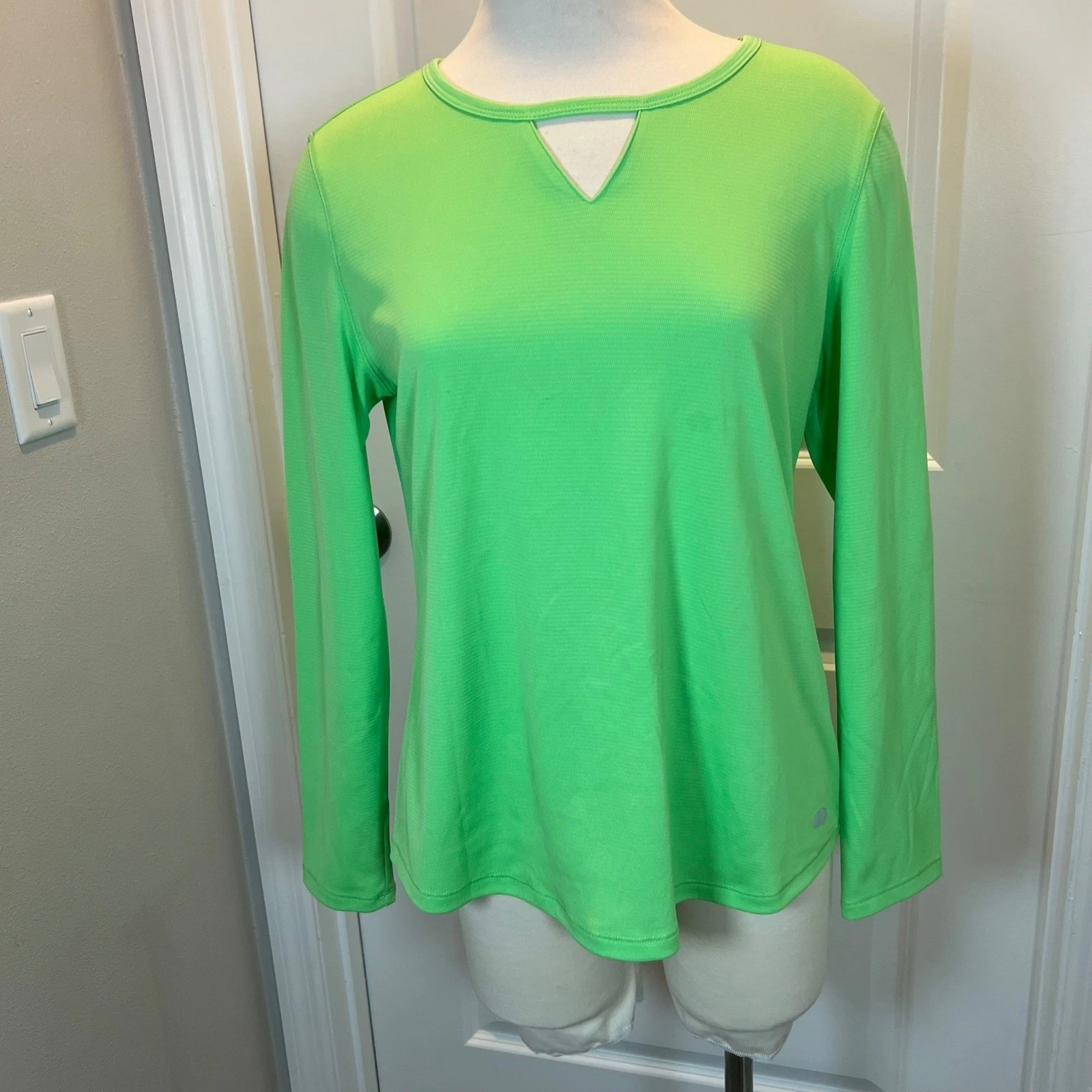 Reel Legends Women Lime Green Performance Long Sleeve Active Top M Sporty