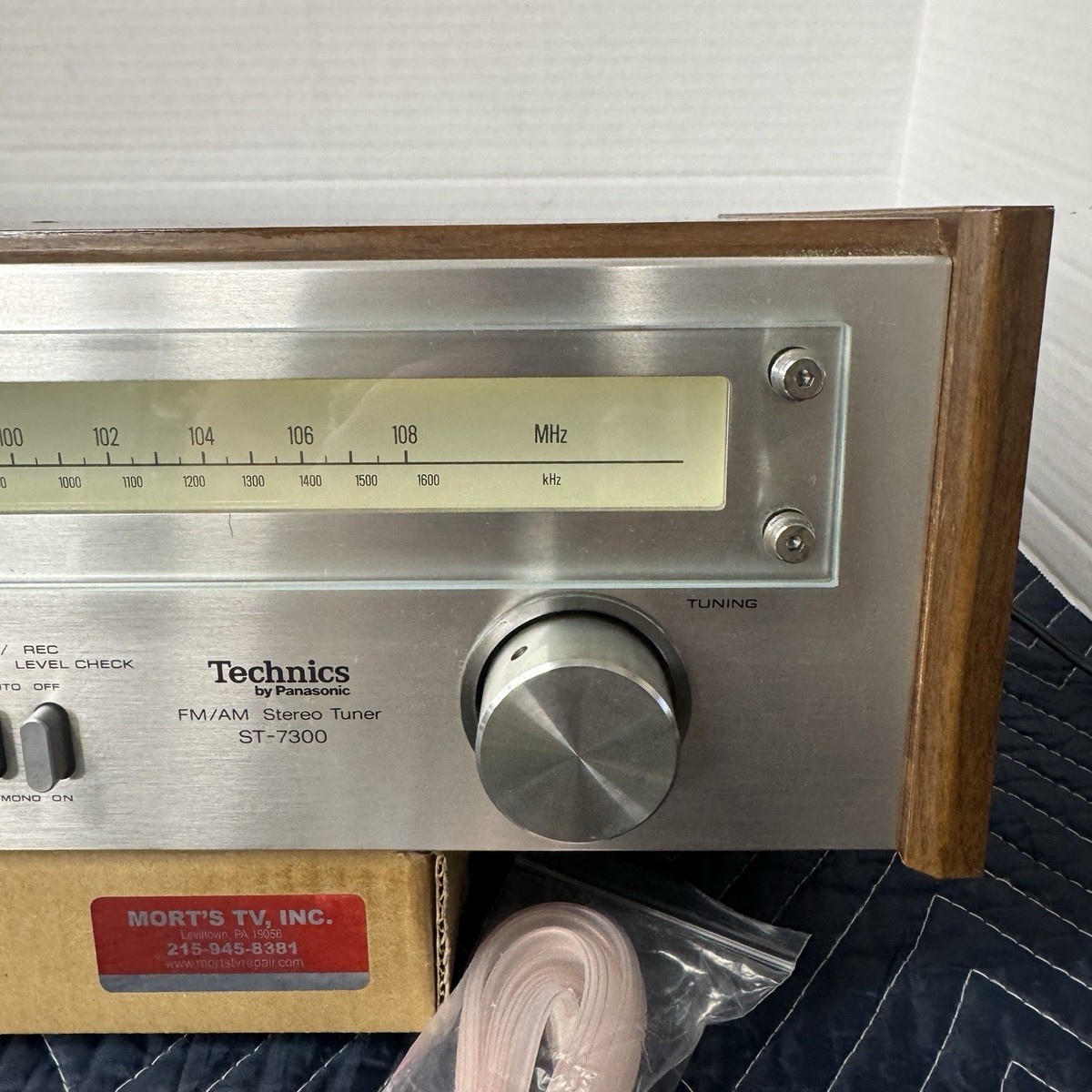 Technics AM FM チューナー　ST-7300 Technics by Panasonic ST-7300 FM/AM Stereo Tuner Free