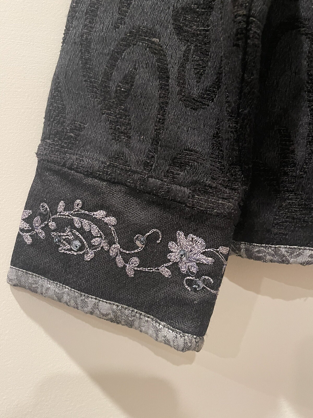 Flashback Black Button Front Stand Up Collar Embr… - image 8