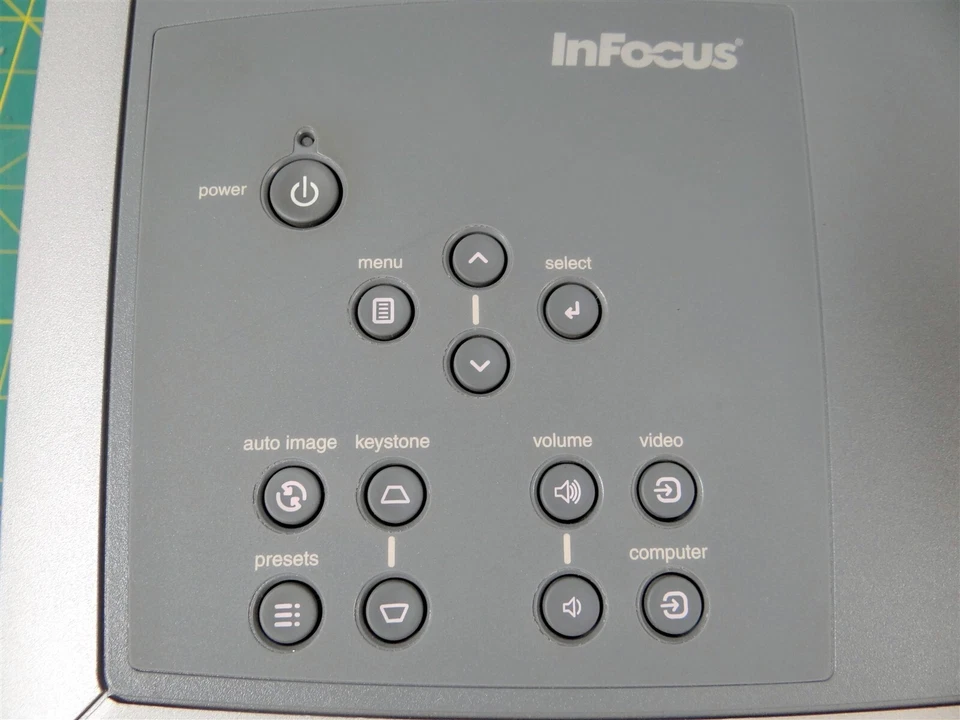 InFocus Model LP240 Projector With XGA 1024x768 Resolution - FOR PARTS - Image 3 of 4