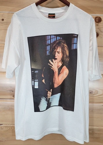 Bon Jovi T-Shirt Double Sided Single Stitch USA 1990s vintage concert t-shirt, vintage, single stitch, B+ condition