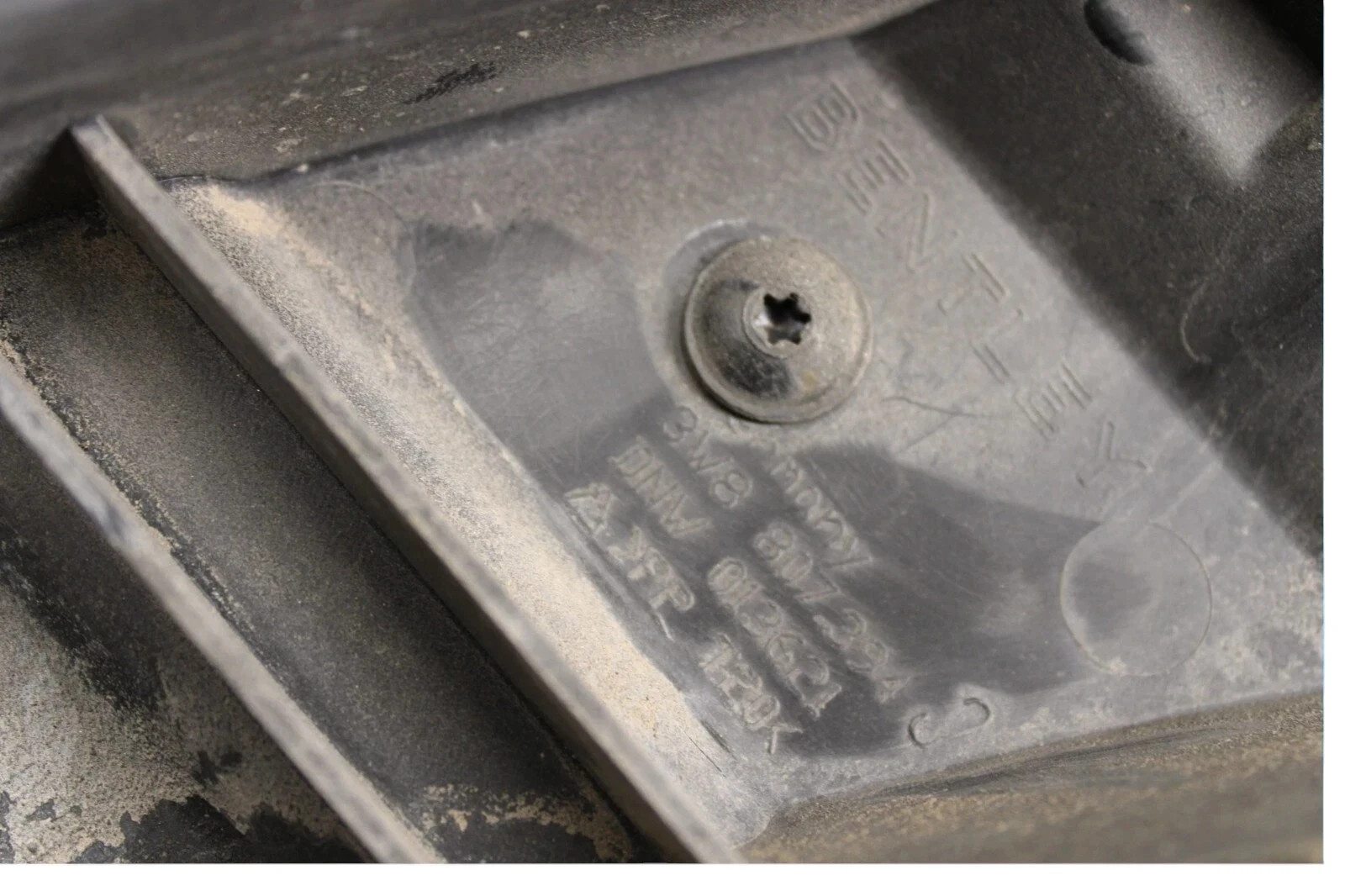 Bentley Continental GT 2003-2011 Rear Right Bumper bracket
