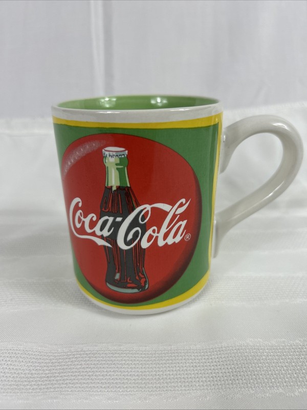 Vintage Gibson Coca-Cola Coffee or Hot Drinks mug 1998, Great Looking Mug!