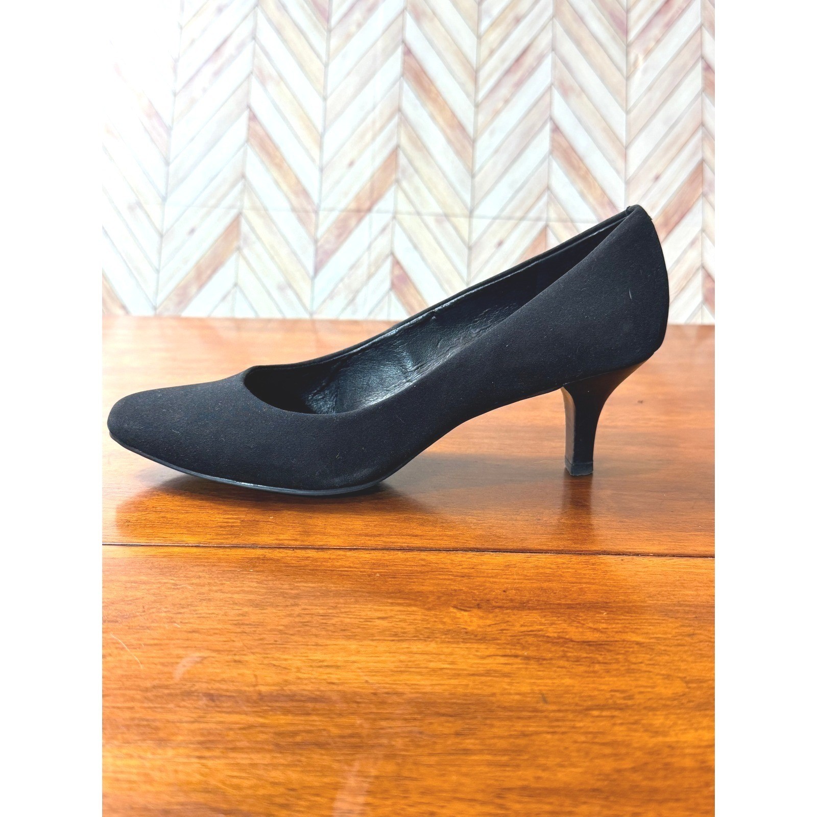 Alex Marie Black Pointed Toe Kitten Heel Pumps Womens 6.5 M Classic Work Shoe