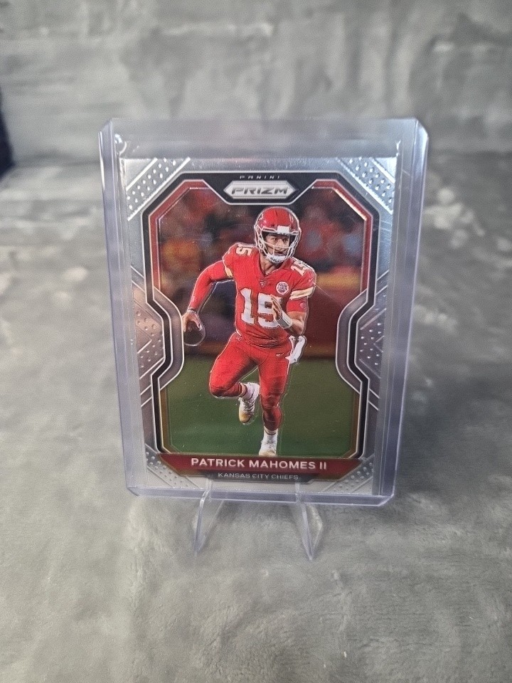 Patrick Mahomes II 2020 Panini Prizm #124 Chrome Kansas City Chiefs QB MVP 