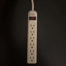 Belkin 6-Outlet Power Strip with 3ft Cord White Model F9P609-03 Great Shape Used