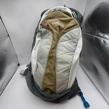 Camelbak Sugar Gray/Tan Hydration Backpack 2L Bladder Thermal Insulated Hose