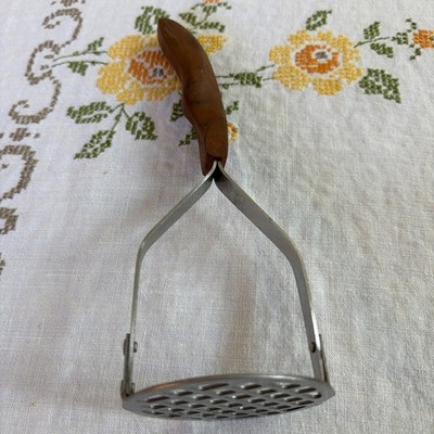 Vintage Cutco No.14 Potato Masher Stainless Steel Brown Swirl Handle 10.25'' USA