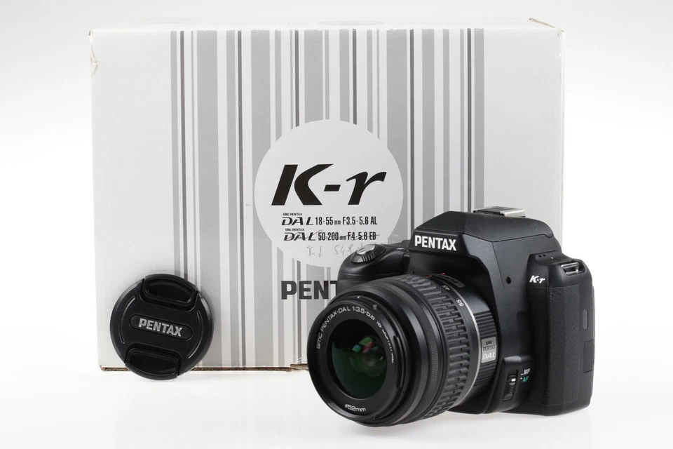 PENTAX K-r Set mit DA L 18-55mm f/3,5-5,6 AL - SNr: 3938069