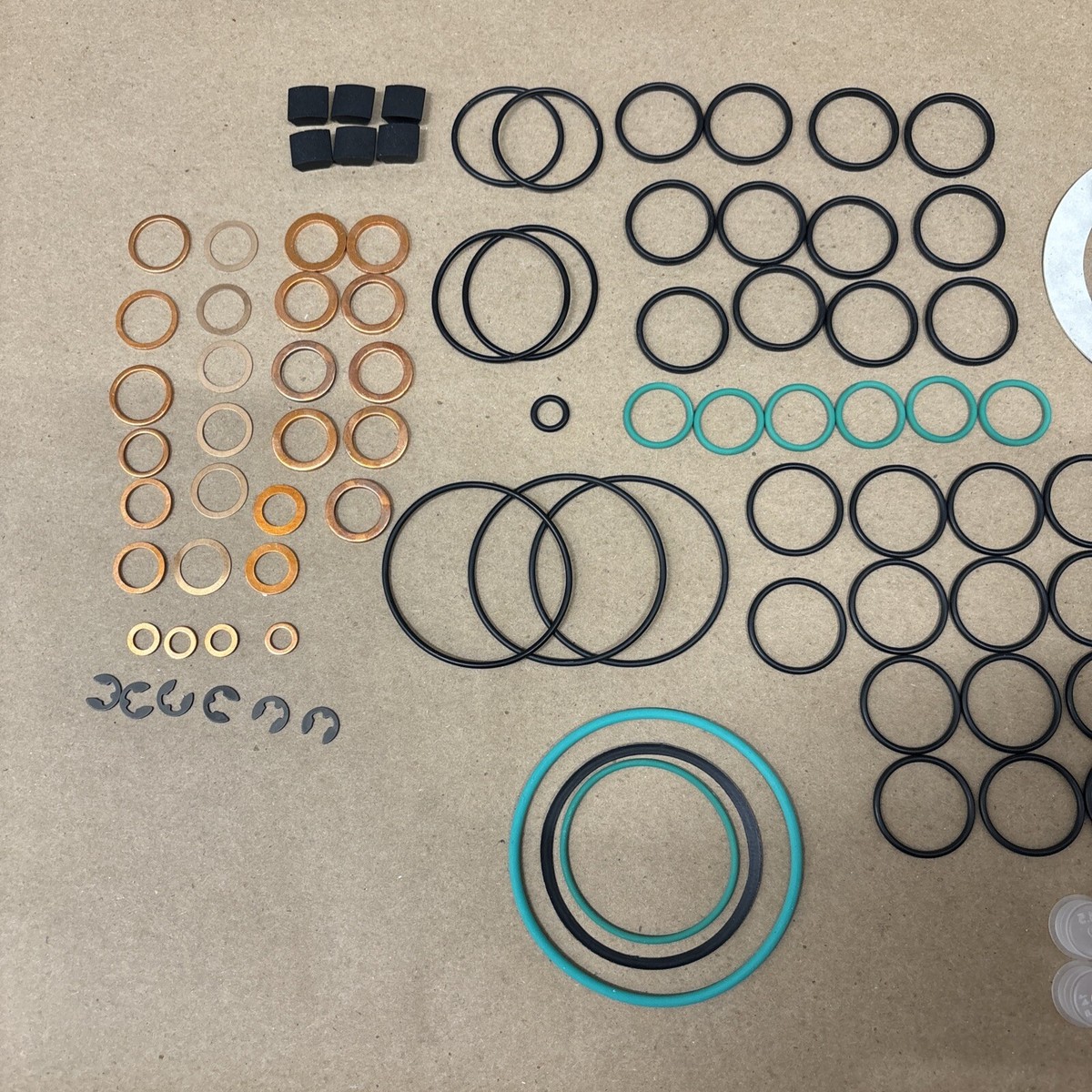 Denso EP9 Gasket kit 190440-0380 Fuel Injection Pump John Deere