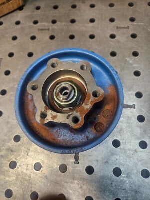 NEW IN BOX VOLVO FAN DRIVE 85101522