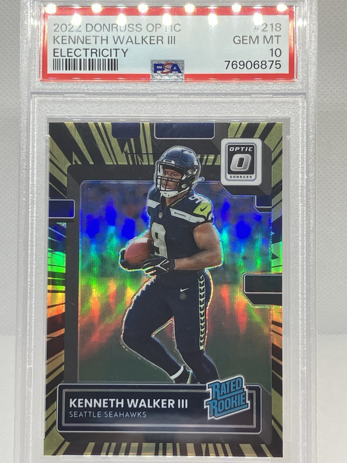 2022 Donruss Optic Electricity Kenneth Walker III #218 RC PSA 10 24/65