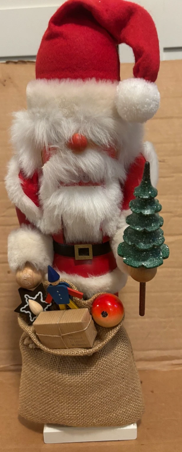 Christian Ulbricht Santa Nutcracker
Opens in a new window or tab