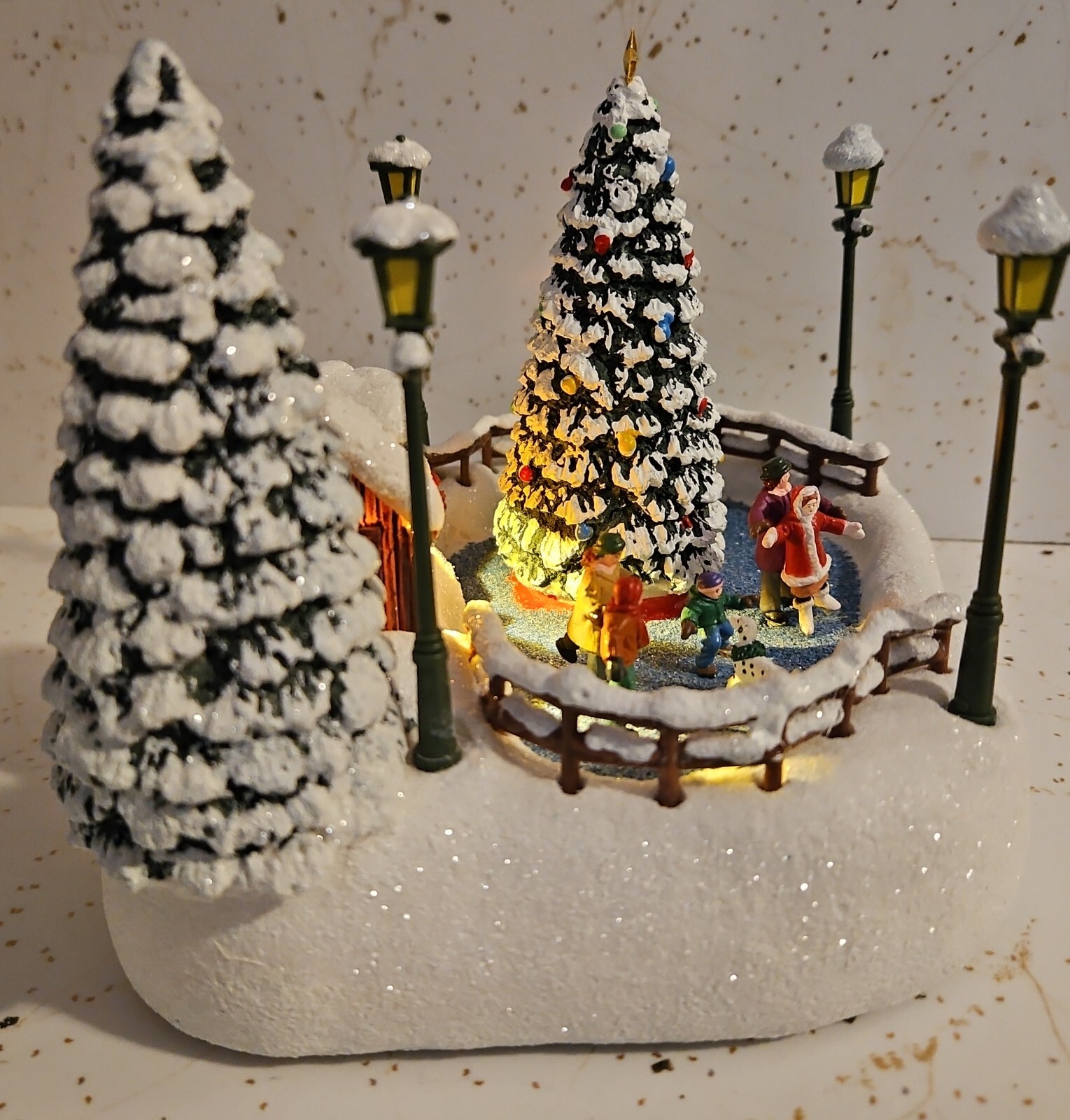 2024 Teleflora Thomas Kinkade Skating Rink 