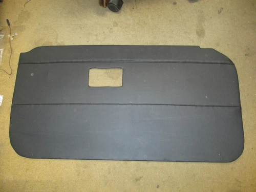 MG MGB MGBGT  LH interior door trim panel