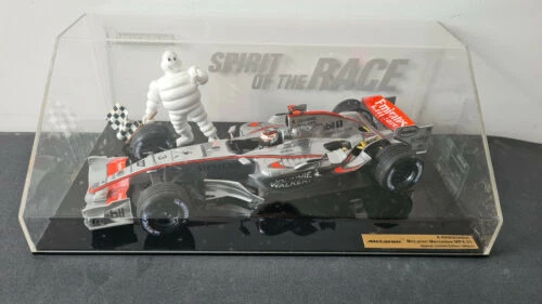 MINICHAMPS MAN Diecast & Toy 1:18