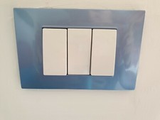 PLACCA VIMAR PLANA COMPATIBILE PLACCHE BIANCO NERO COLORATA 2 3 4 7 POSTI