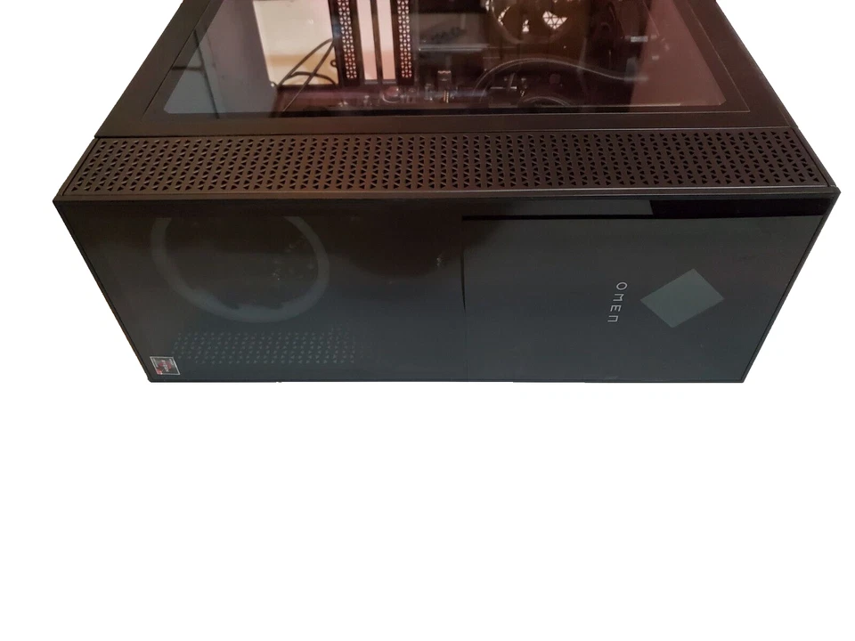 HP Omen 30L Gaming PC Computer Case with Mother Board and Liquid Cooler - Image 2 of 4