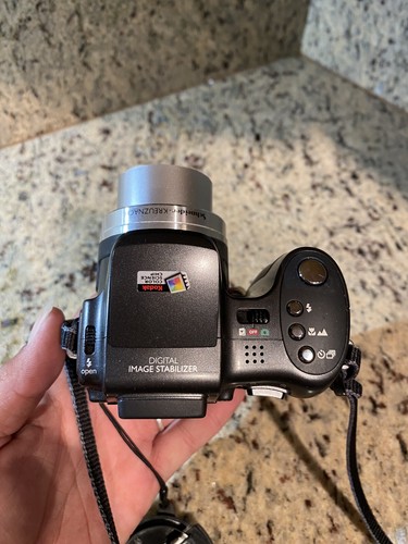Kodak EasyShare ZD710 Digital Camera, 7.1 Megapixel, 10x Optical 5x Digital Zoom - Picture 5 of 6