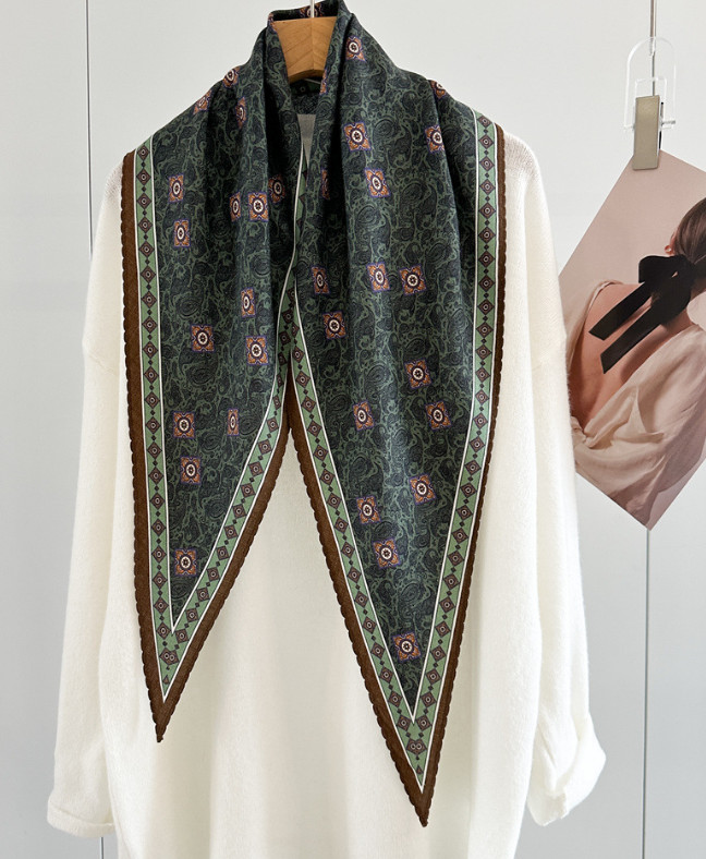 70% Cashmere 30% Silk Bandana Scarf Neckerchief flower Print Shawl 140X43cm Wrap