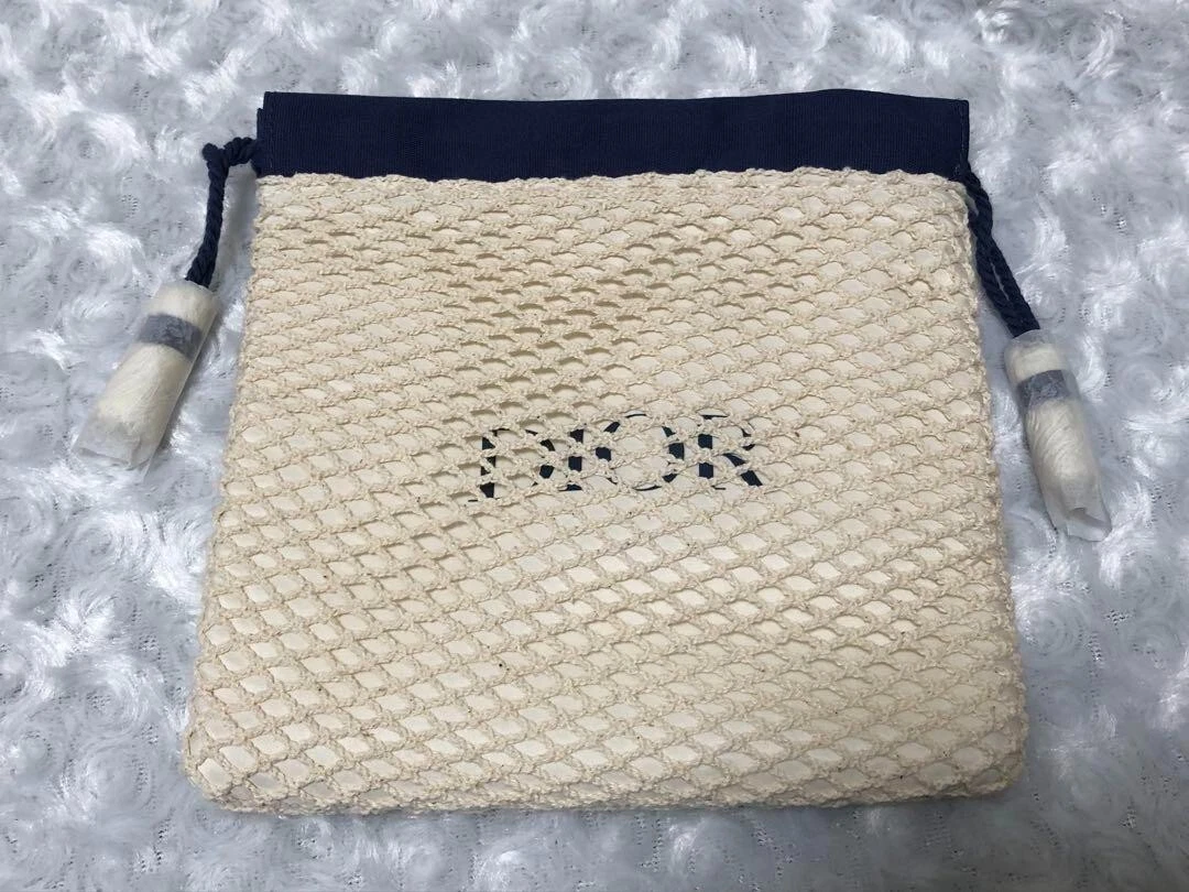 Dior POCHON POCHON Nouveauté Collection Été 2022 19 x 19 x 1,5 cm Blanc Japon