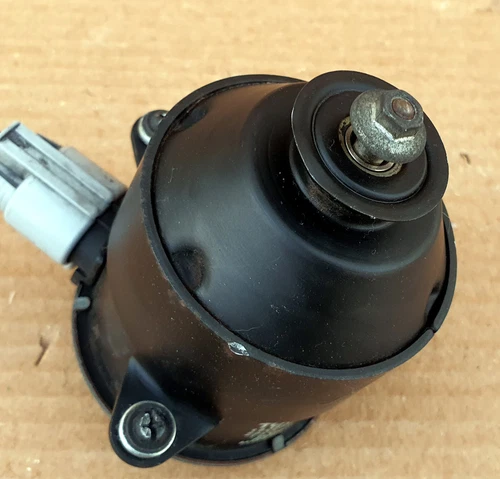 Lexus IS250 IS350 IS250C 2007-2013 Radiator Cooling Fan motor 16363-74340 L Side - Picture 5 of 7