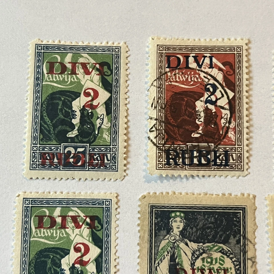 РЕДКАЯ КОЛЛЕКЦИЯ МАРОК ЛАТВИИ DIVI DIWI С НАДПЕЧАТКОЙ ЛОТ ИЗ 8 - Изображение 3 из 4