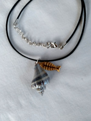Boho Seashell NECKLACE 19''  Adj  Cord Boho Hippie US Gift Seller New