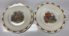 Royal Doulton BUNNYKINS Bunnys Raft And Cottage Scene 8" Plates 2 