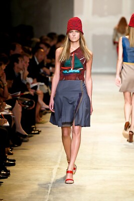 Prada Spring 2005 Grey Blue Wool Mohair Pleated Skirt Kilt 40 IT Runway Archive