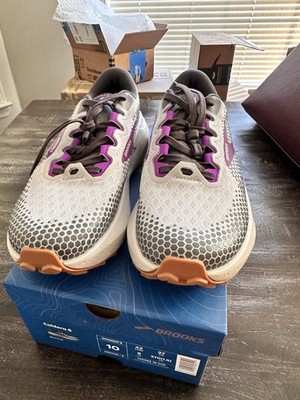 Brooks Caldera 6 Ultra Trail Women s 10 Medium/B Oyster/Blackened Pearl/ Purple