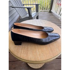 Vintage Salvatore Ferragamo Boutique Croc Leather Pumps 9 AAA Black