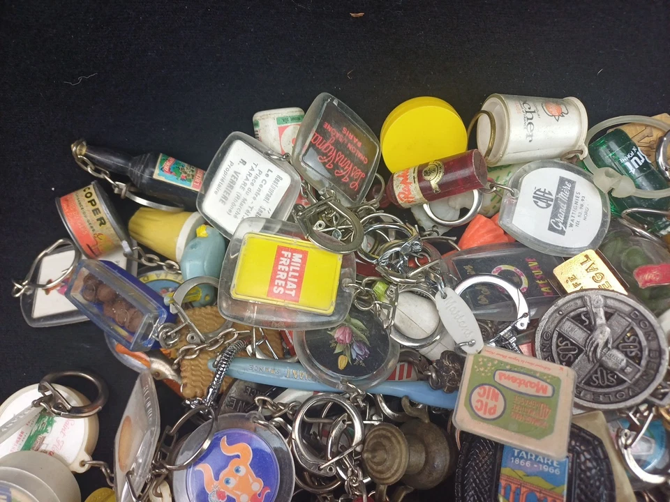 Lot 225 porte-clefs vintage ancien publicitaire - Photo 2/4