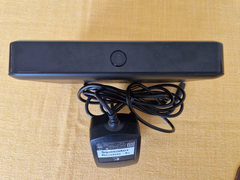 Logitech Squeezebox Duet With Receiver and Controller - Excellent Condition - Image 3 of 4