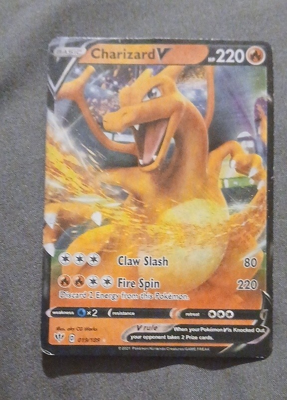 Charizard V 019/189 Swsh03: Darkness Ablaze Holo