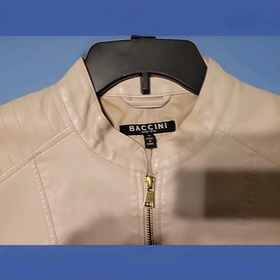 Baccini Women's Faux Leather Jacket Taupe Beige Size Medium Full Zip, Pockets - Image 3 of 4