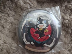 Persona 5 Morgana Badge Button Tin