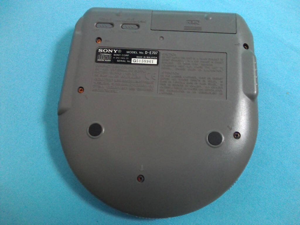 SONY ポータブルCDプレーヤー D-E707 SONY CD Walkman D-E707