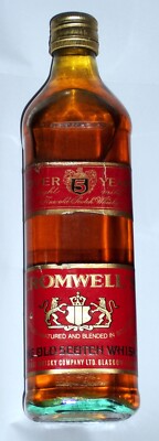 Cromwell's Fine Old Scotch Whisky; Over 5 Years; 0,7 l; 40%; aus den 1970ern